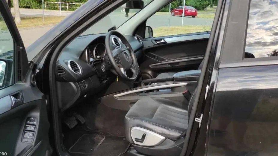 MERCEDES-BENZ ML -