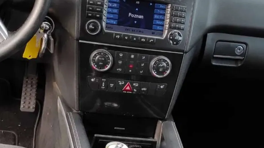 MERCEDES-BENZ ML -