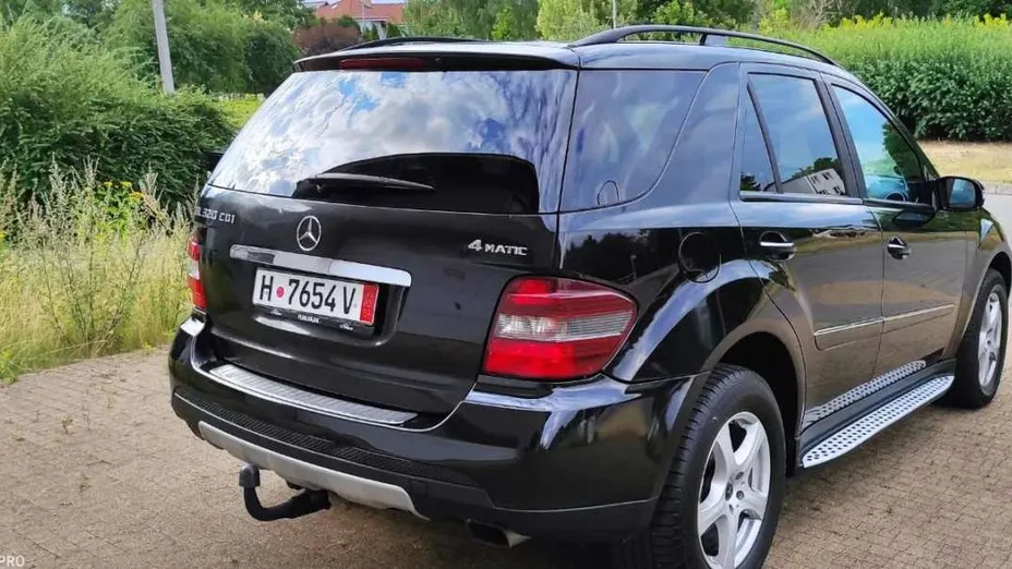 MERCEDES-BENZ ML -