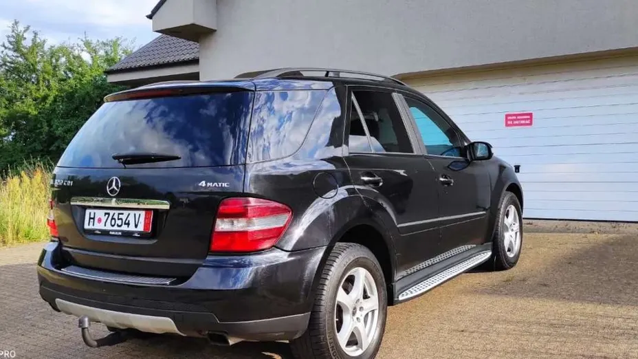 MERCEDES-BENZ ML -
