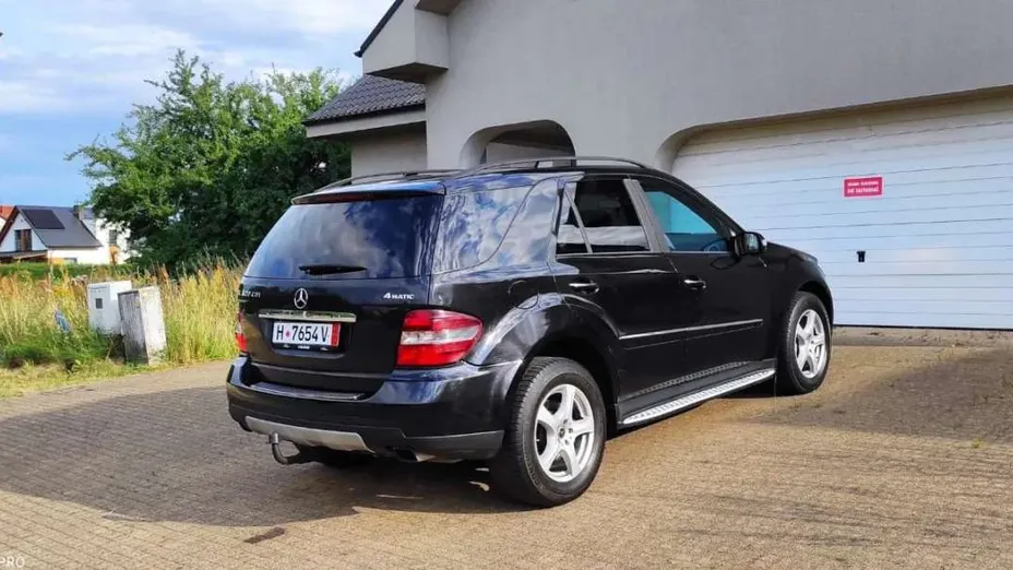MERCEDES-BENZ ML -