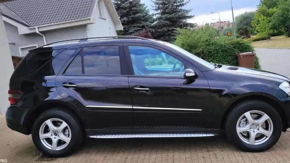 MERCEDES-BENZ ML -