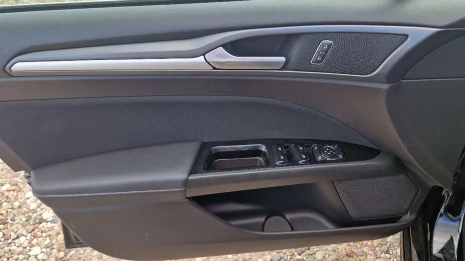 FORD Mondeo -
