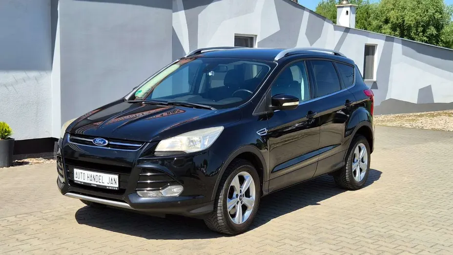 FORD Kuga -