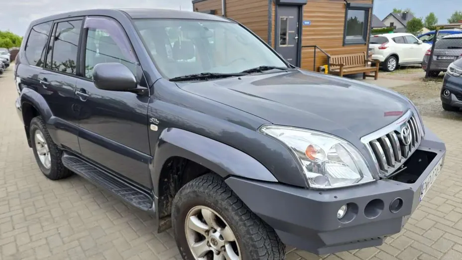 TOYOTA Land Cruiser -