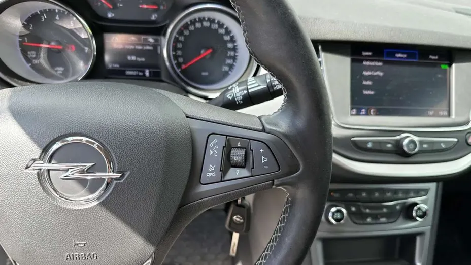 OPEL Astra -