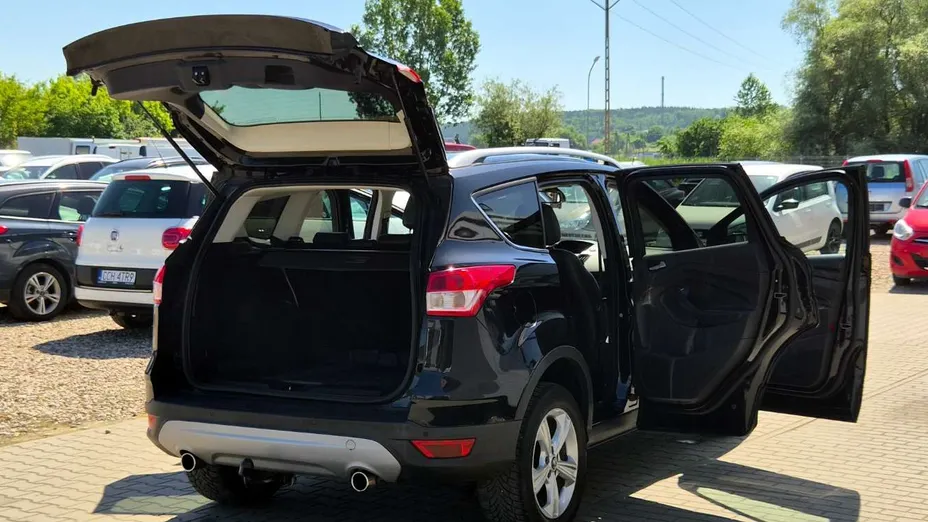 FORD Kuga -