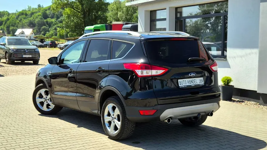 FORD Kuga -