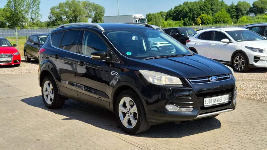 FORD Kuga -