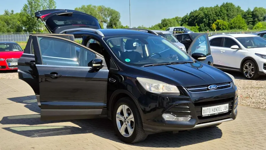 FORD Kuga -