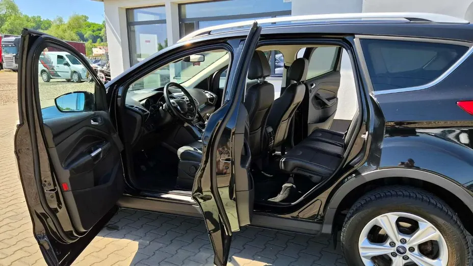 FORD Kuga -