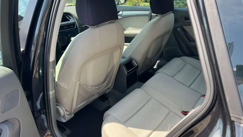 AUDI A4 -