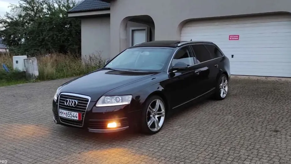 AUDI A6 -