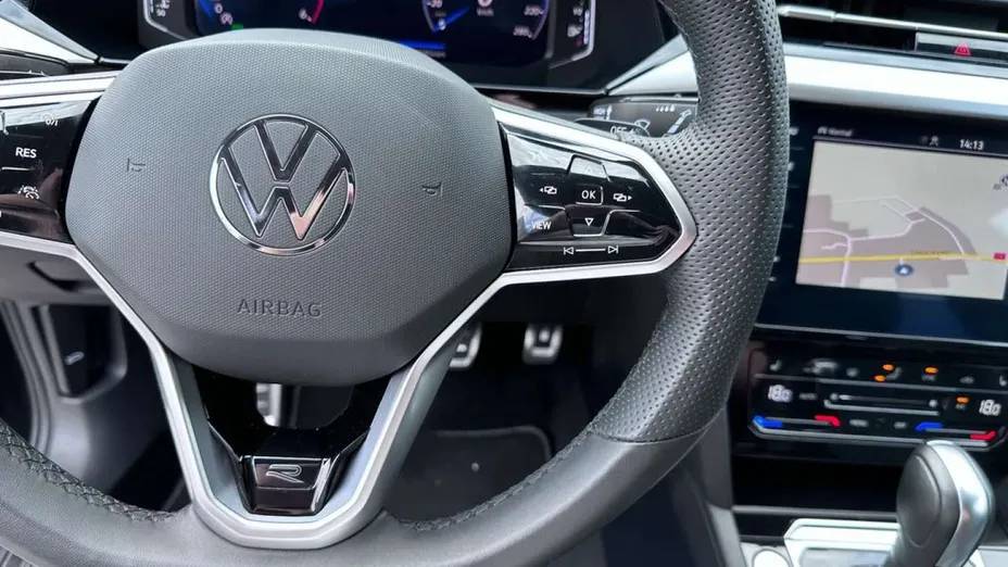 VOLKSWAGEN Arteon -