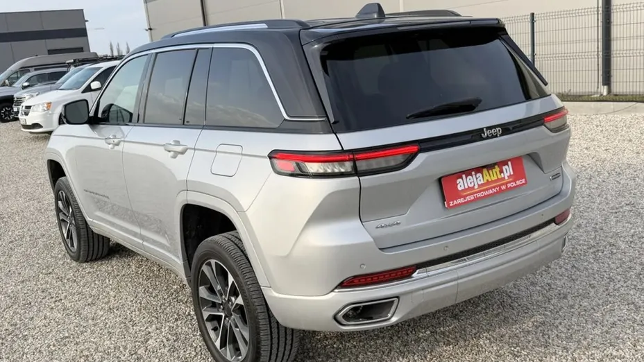 JEEP Grand Cherokee -
