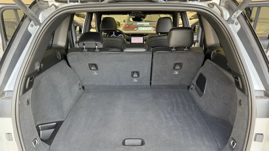 JEEP Grand Cherokee -