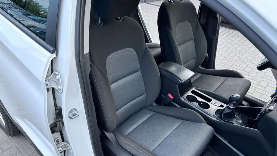 HYUNDAI Tucson -