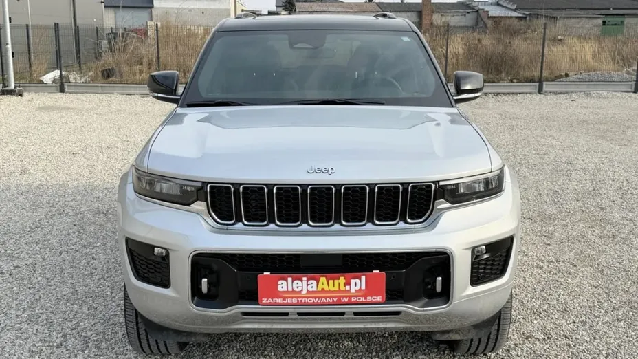 JEEP Grand Cherokee -