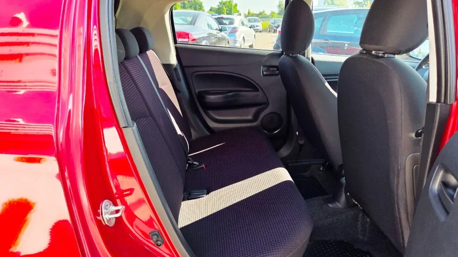 MITSUBISHI Space Star -