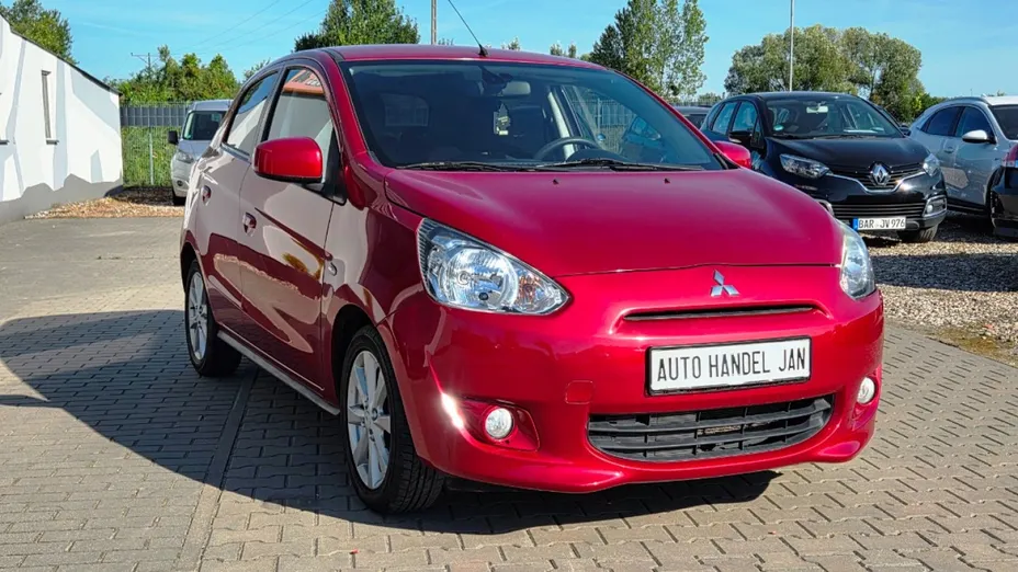 MITSUBISHI Space Star -