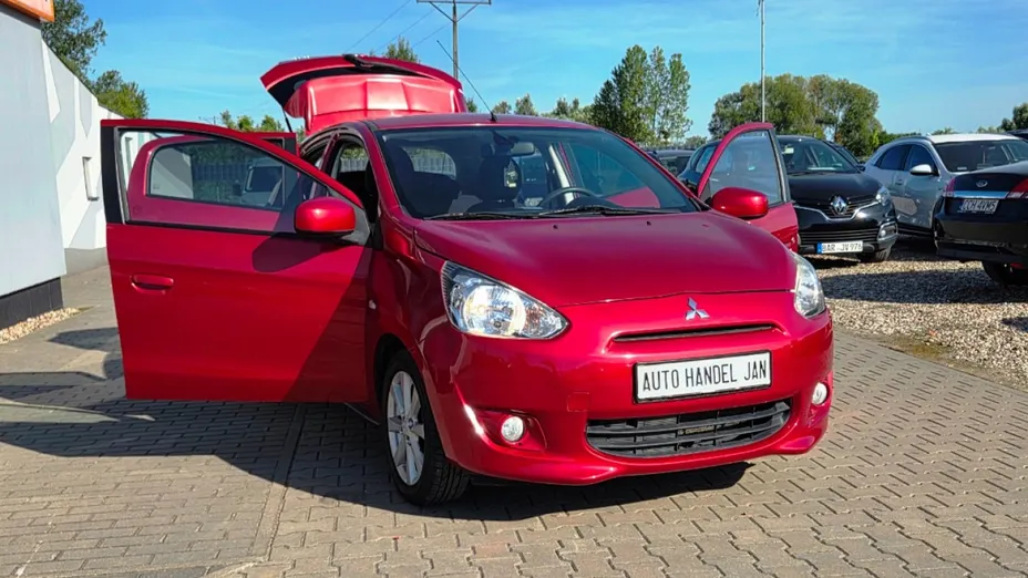 MITSUBISHI Space Star -