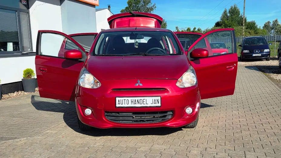 MITSUBISHI Space Star -