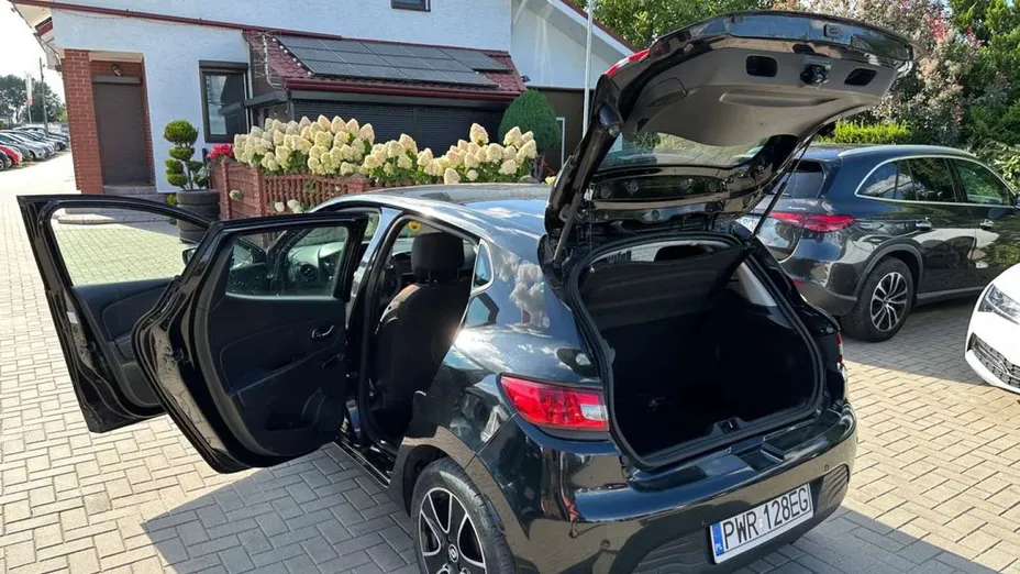 RENAULT Clio -