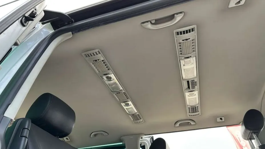 VOLKSWAGEN Multivan -