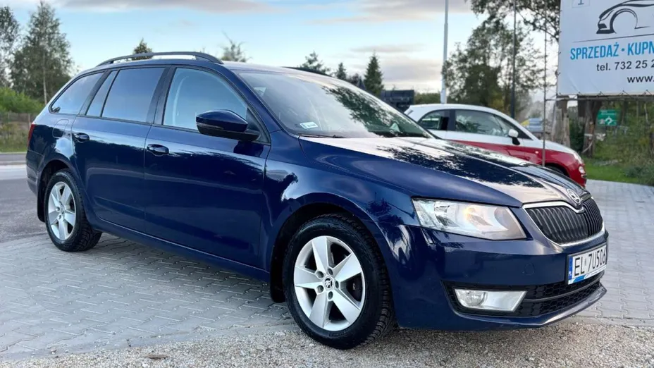 SKODA Octavia -