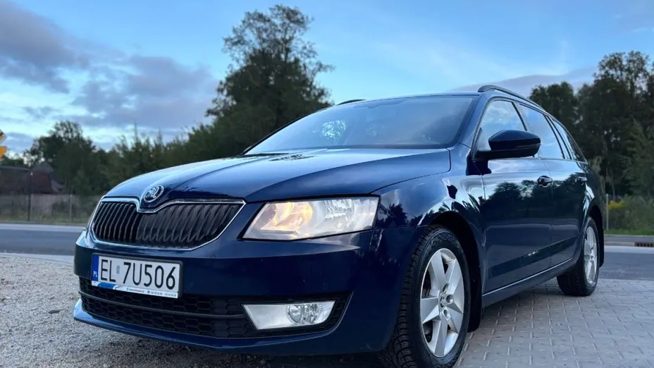 SKODA Octavia -