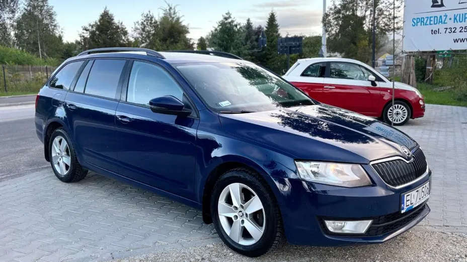 SKODA Octavia -