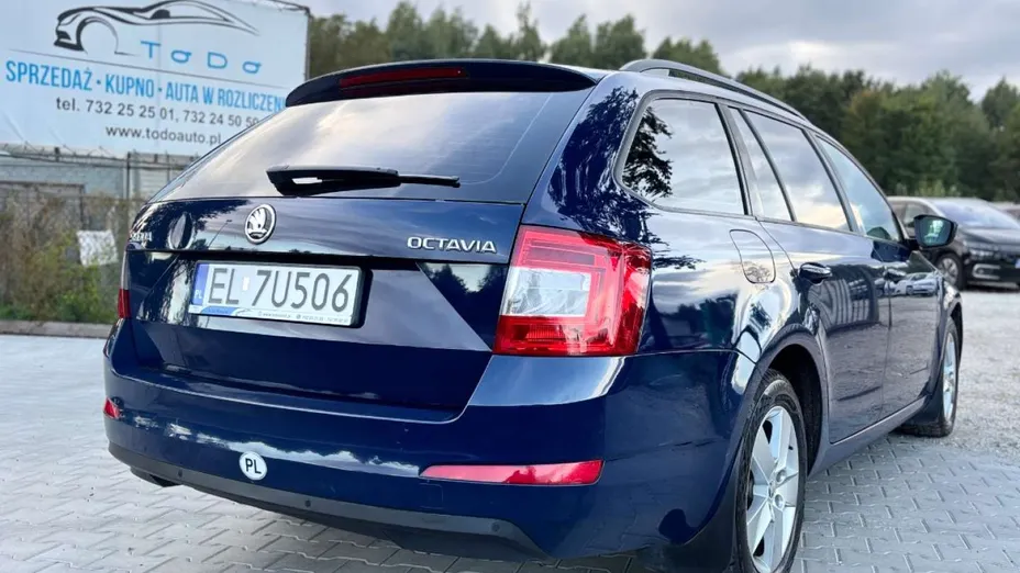 SKODA Octavia -