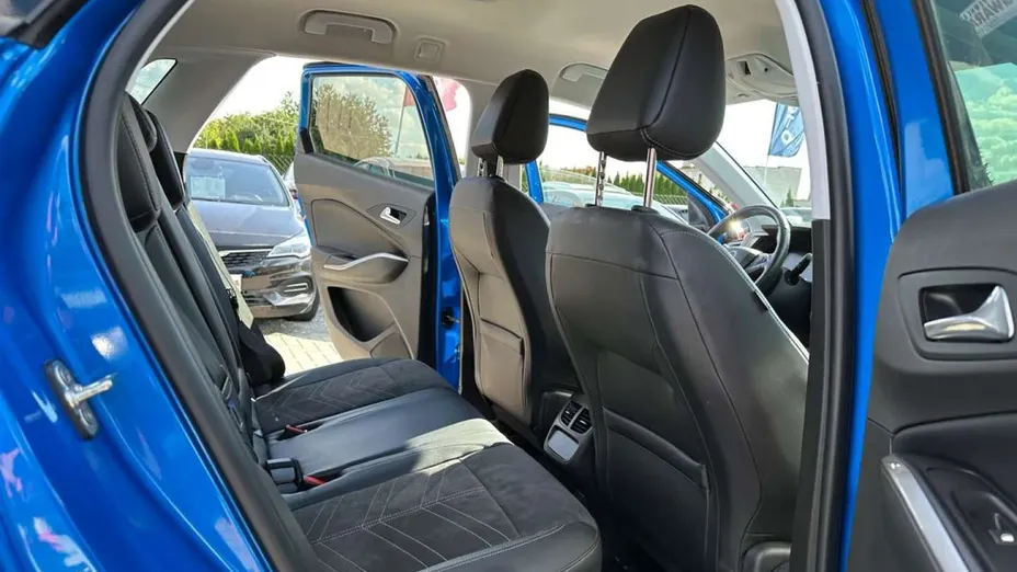 OPEL Grandland X -