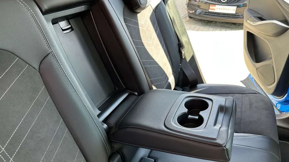 OPEL Grandland X -