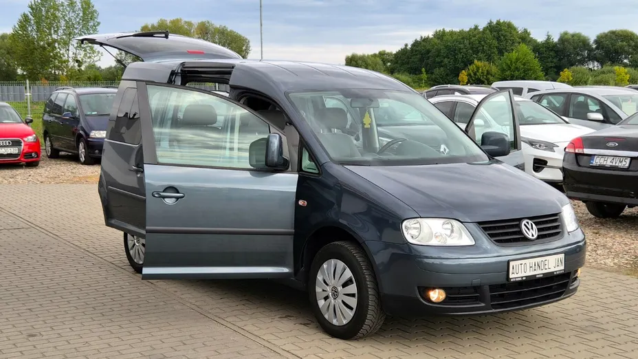VOLKSWAGEN Caddy -