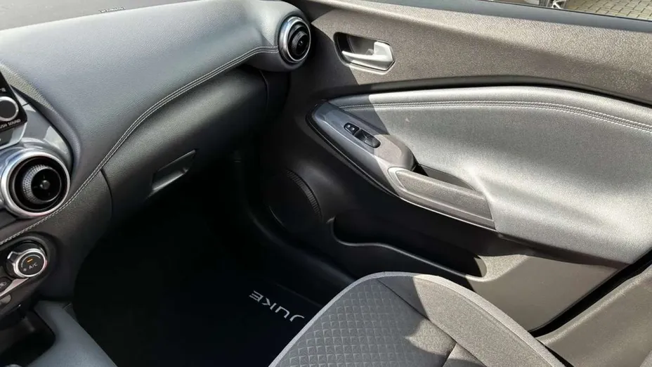 NISSAN Juke -