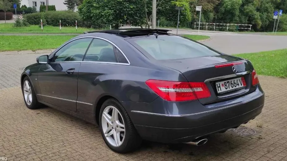 MERCEDES-BENZ E Klasa -