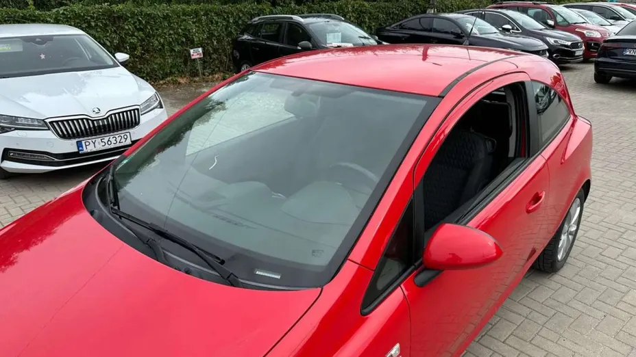 OPEL Corsa -