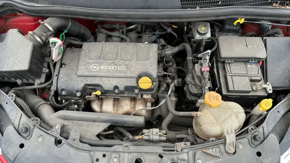 OPEL Corsa -