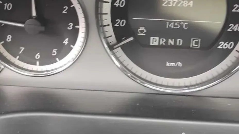 MERCEDES-BENZ E Klasa -