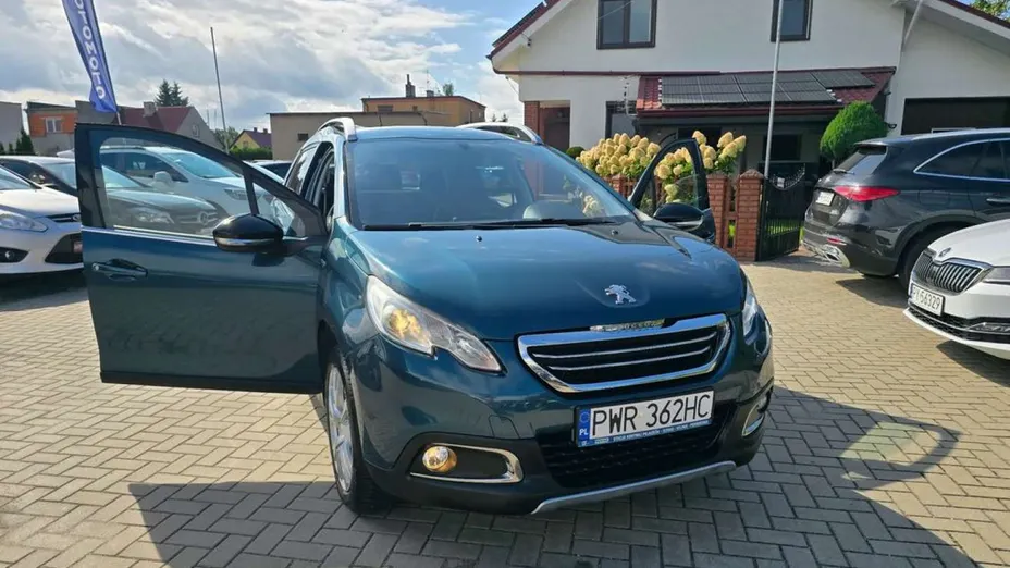 PEUGEOT 2008 -