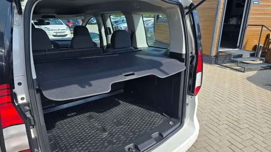 VOLKSWAGEN Caddy -