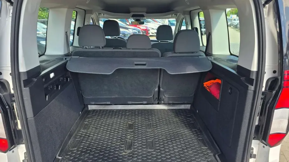 VOLKSWAGEN Caddy -
