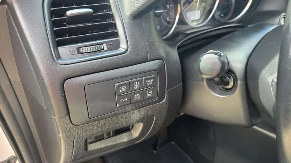 MAZDA CX-50 -