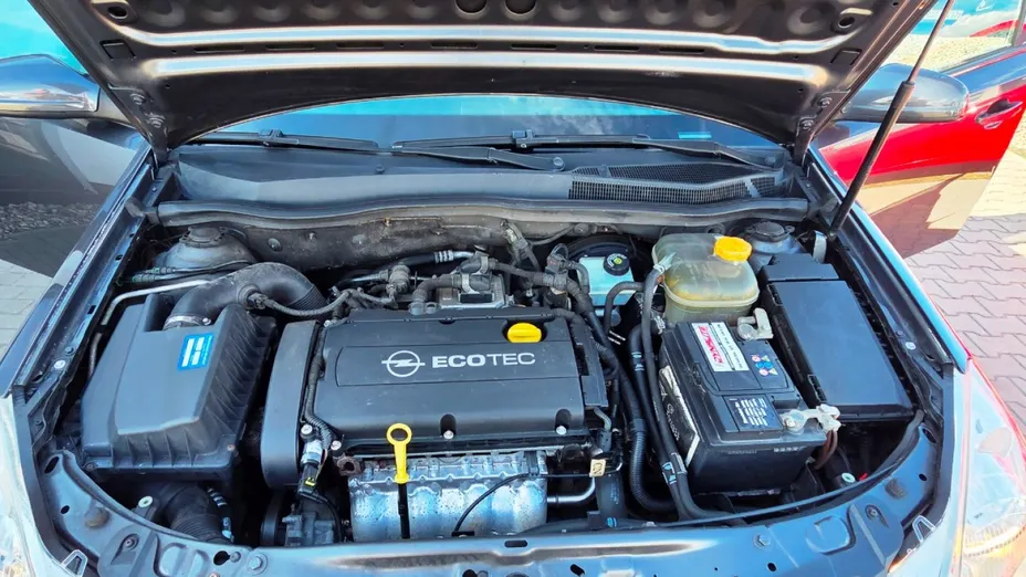 OPEL Astra -