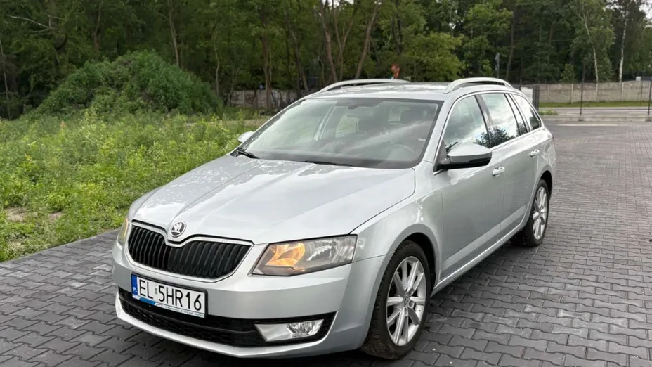SKODA Octavia -