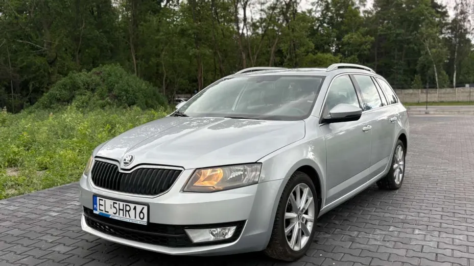 SKODA Octavia -