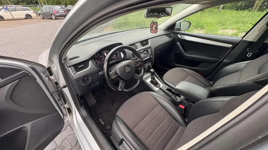 SKODA Octavia -
