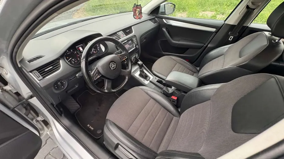 SKODA Octavia -