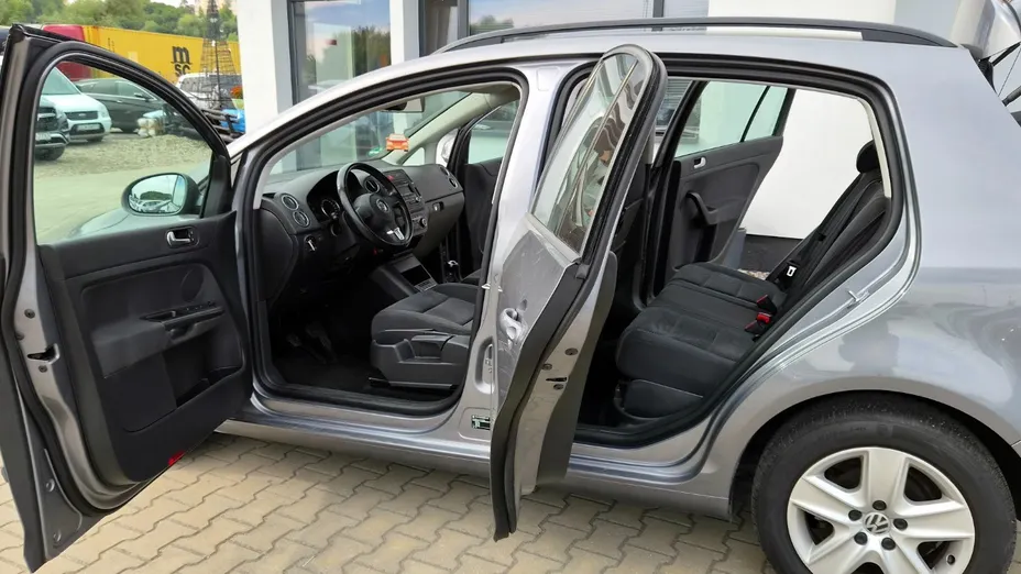 VOLKSWAGEN Golf Plus -